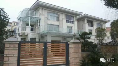 Uzaktan Kumandalı Bungalov İçin Alüminyum Salıncak Kablosuz Bi Katlanır Kapılar